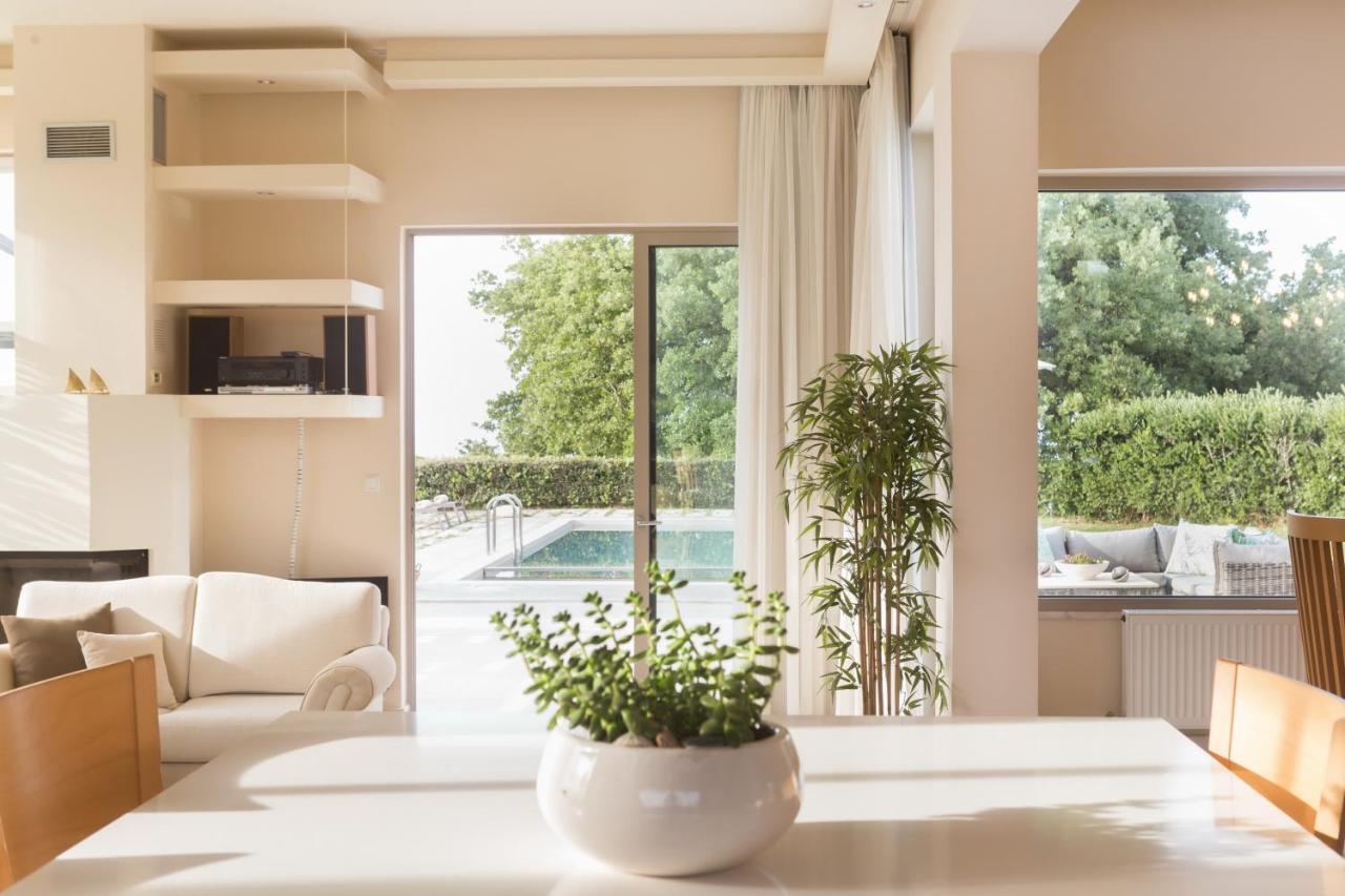 Mikro Metochi Lux Villa Mia With Heated Pool, 2Km To Beach & Childrens Area! מראה חיצוני תמונה