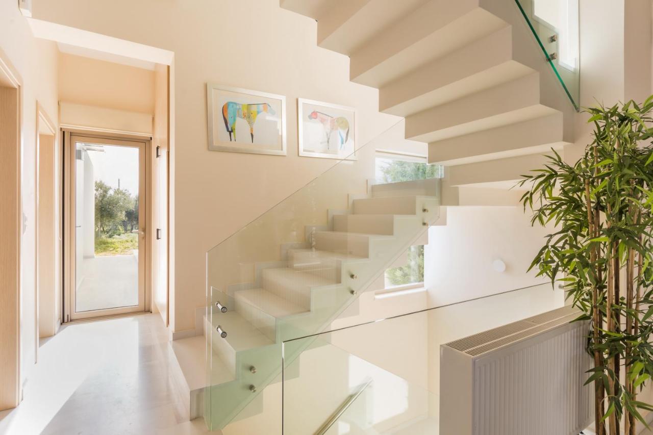 Mikro Metochi Lux Villa Mia With Heated Pool, 2Km To Beach & Childrens Area! מראה חיצוני תמונה