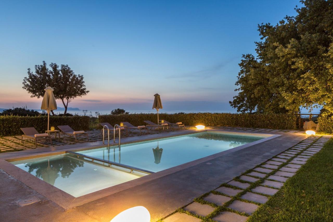 Mikro Metochi Lux Villa Mia With Heated Pool, 2Km To Beach & Childrens Area! מראה חיצוני תמונה