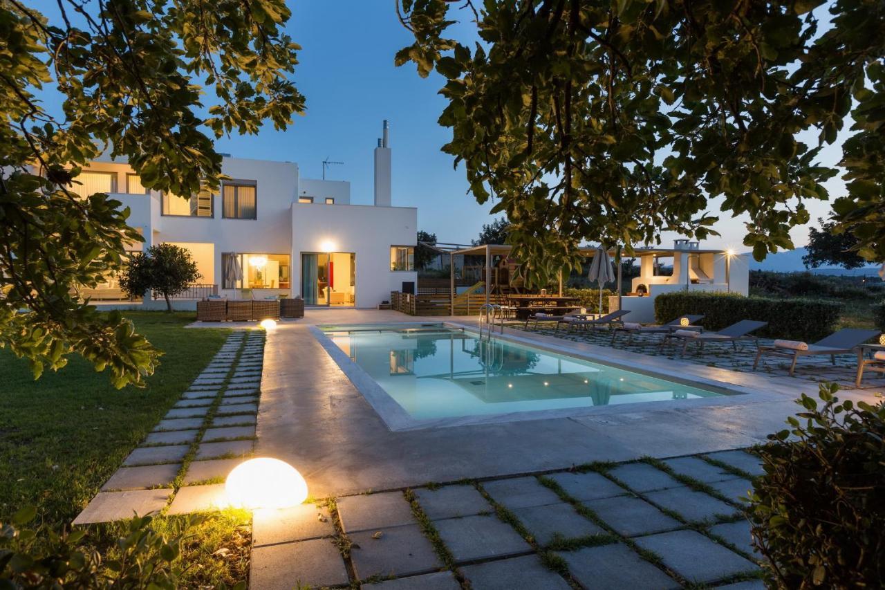 Mikro Metochi Lux Villa Mia With Heated Pool, 2Km To Beach & Childrens Area! מראה חיצוני תמונה