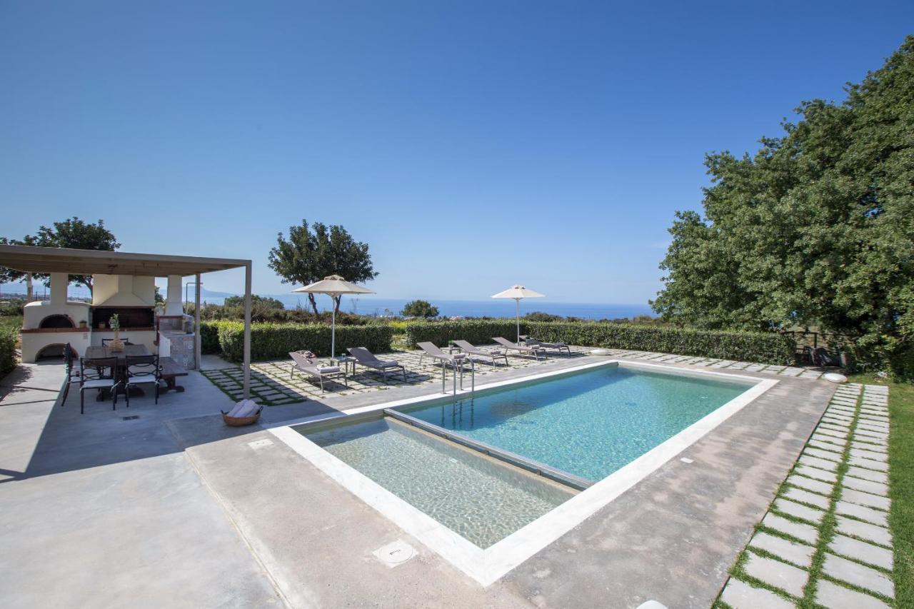 Mikro Metochi Lux Villa Mia With Heated Pool, 2Km To Beach & Childrens Area! מראה חיצוני תמונה